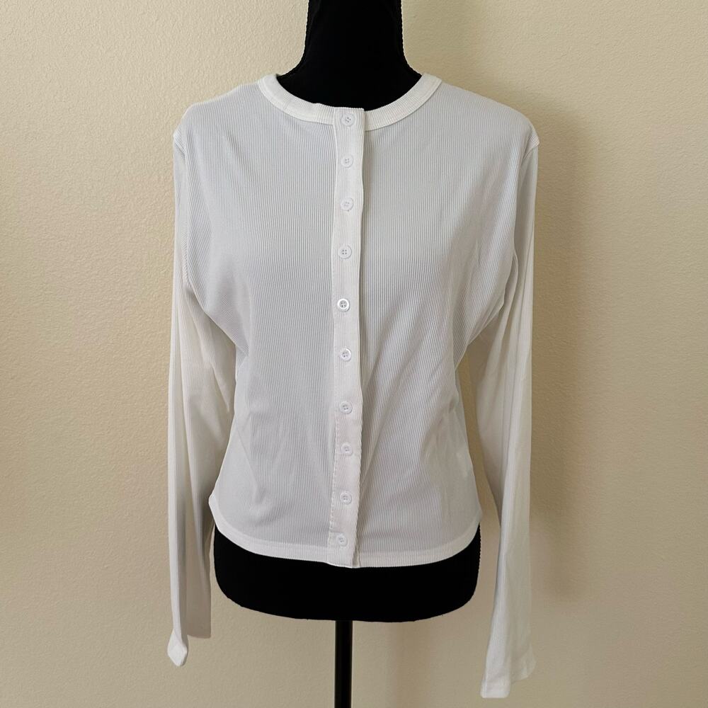 Women White Lightweight Ribbed Button Front Long Sleeve Cardigan XXL NWOT - Picture 2 of 8